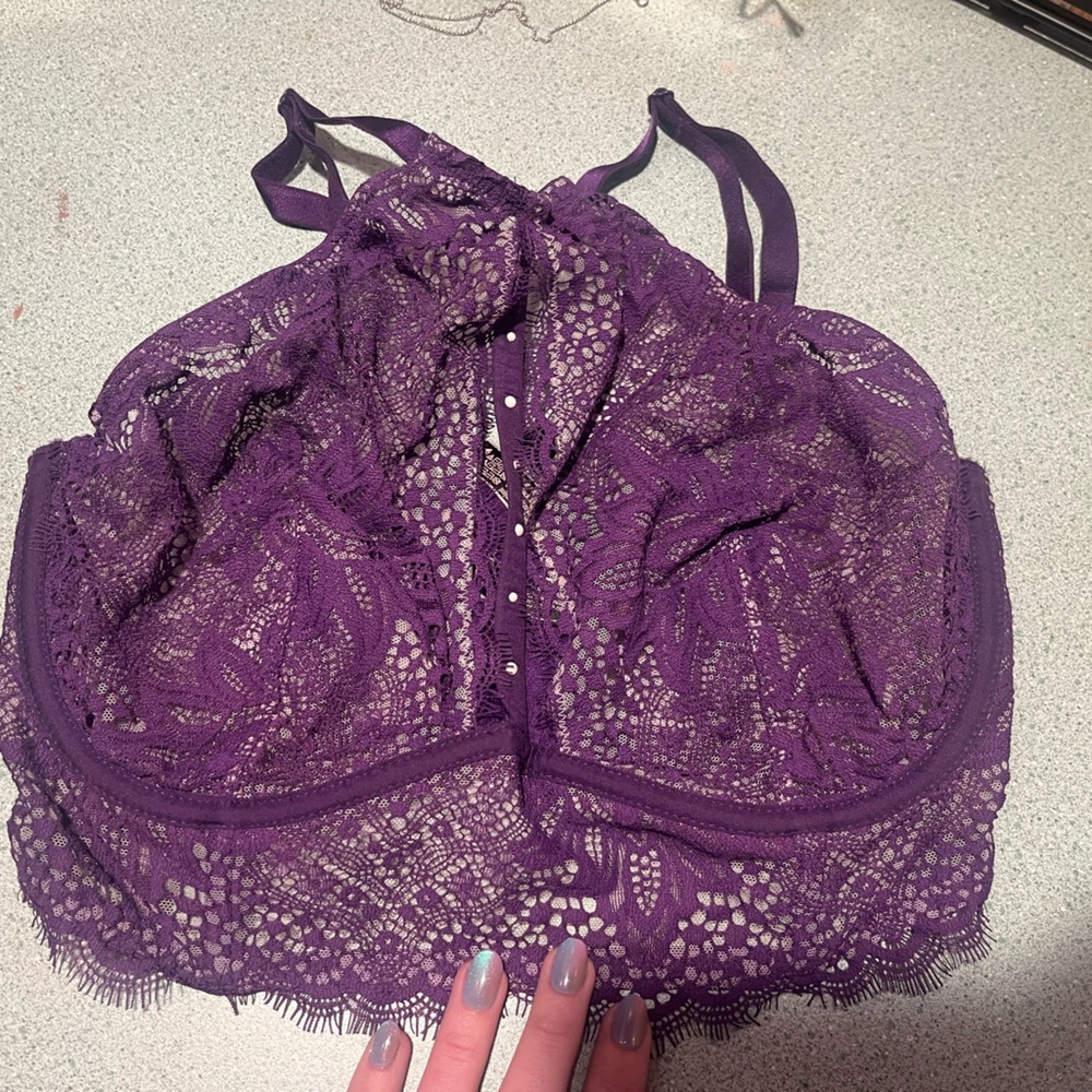 Victoria’s Secret Very Sexy High Neck unlined lace bustier bra/top size 34DD